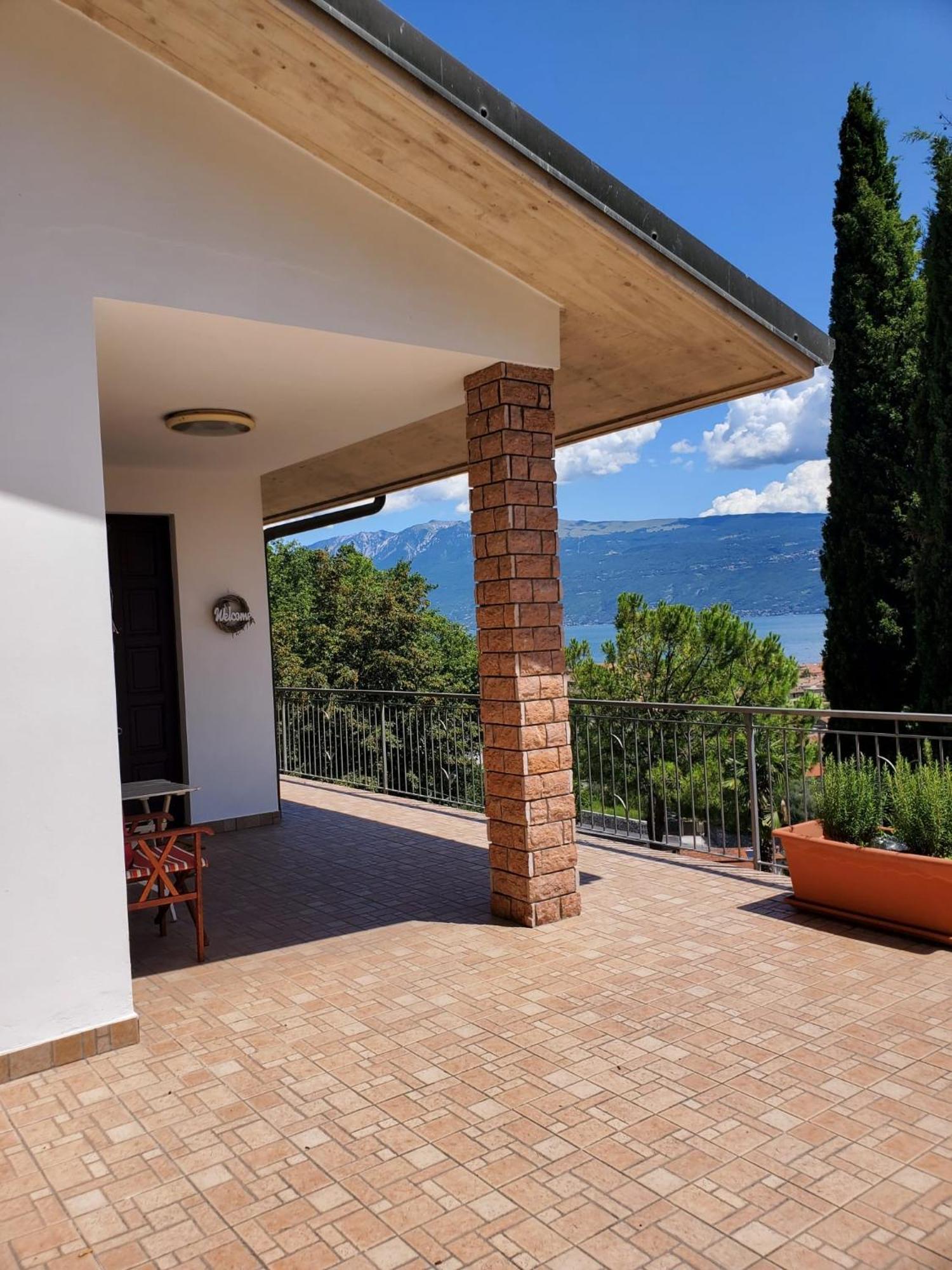 Garda Sunshine Apartment Toscolano Maderno Exterior photo