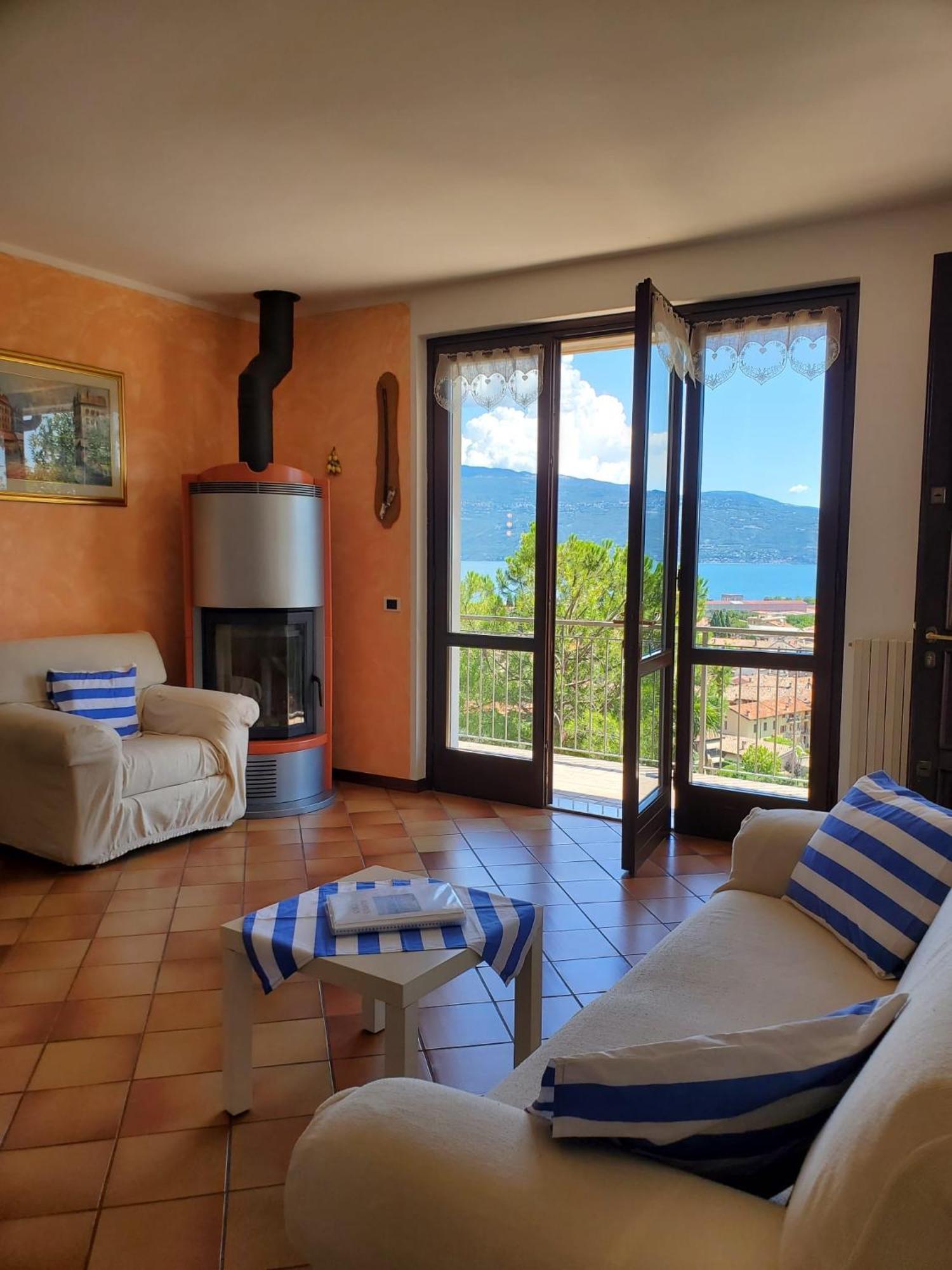 Garda Sunshine Apartment Toscolano Maderno Exterior photo